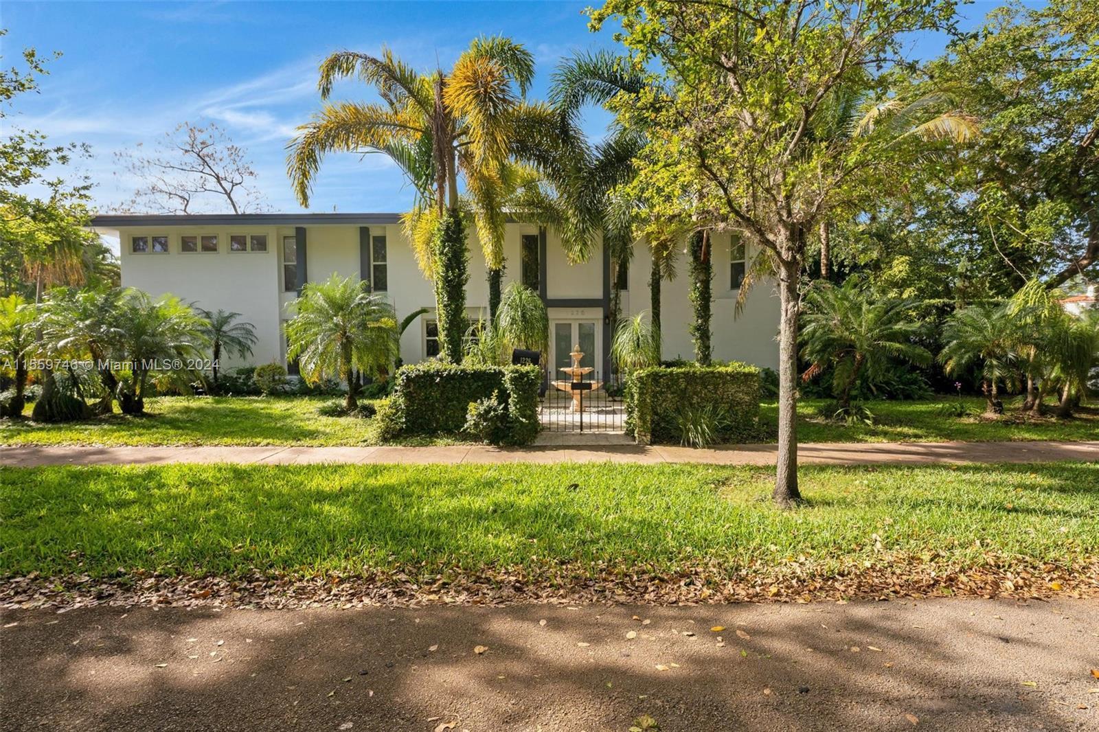 Photo of 1226 San Miguel Ave in Coral Gables, FL