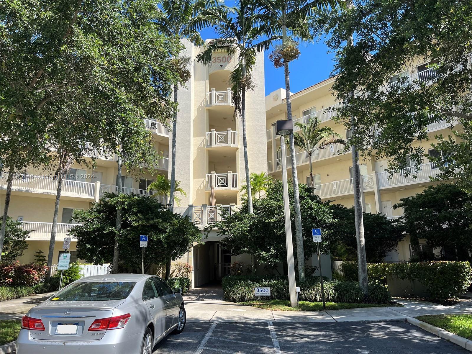 Photo of 3500 Oaks Clubhouse Dr #308 in Pompano Beach, FL