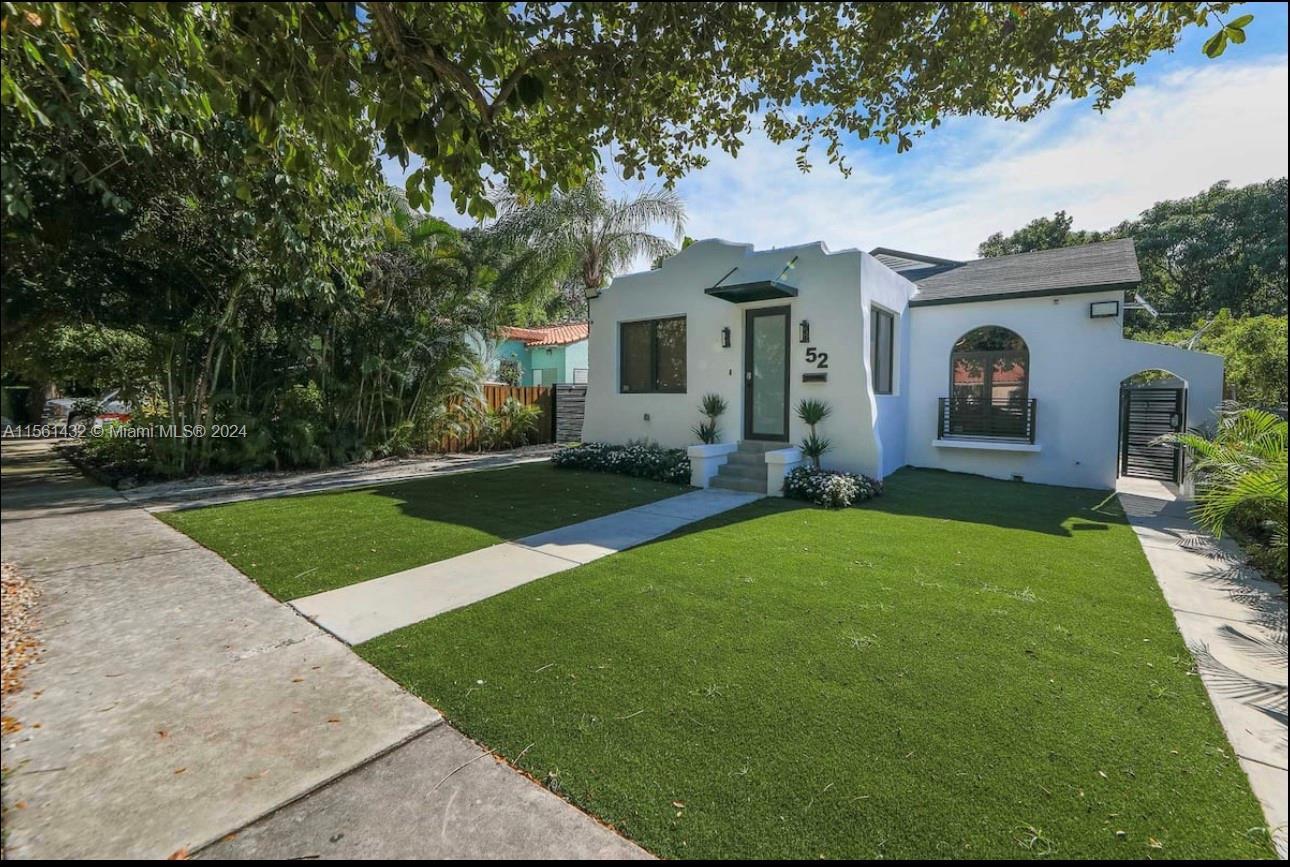 Gorgeous Buena Vista home located steps from Miami Design District, Wynwood and a quick drive to Sou