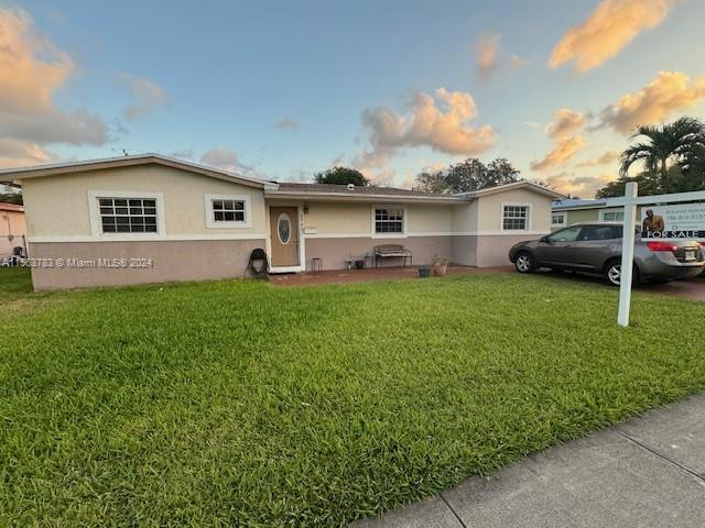 Photo of 6760 SW 10th Ct in Pembroke Pines, FL