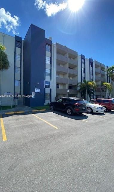 Photo of 10000 NW 80th Ct #2421 in Hialeah Gardens, FL