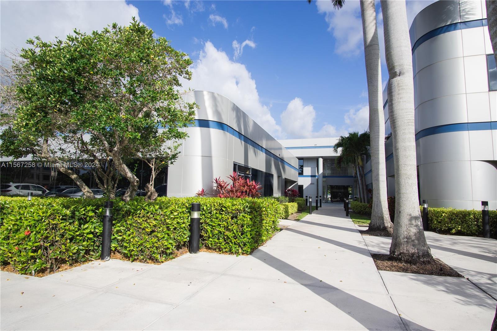 Photo of 3333 W Commercial Blvd #111B in Fort Lauderdale, FL