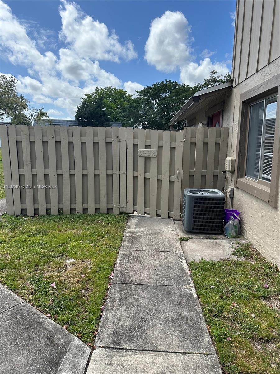 Photo of 5928 NW 21st St #49-C in Lauderhill, FL
