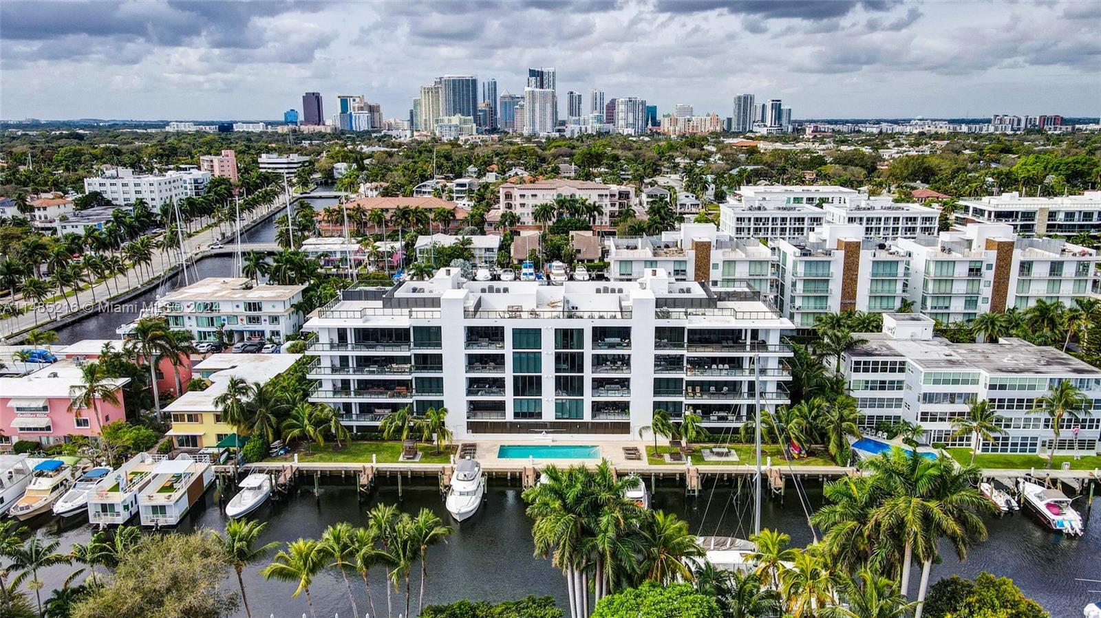 Exceptional 3 bed (1 used as den) waterfront condo in East Fort Lauderdale's LEED Certified AQUALUNA