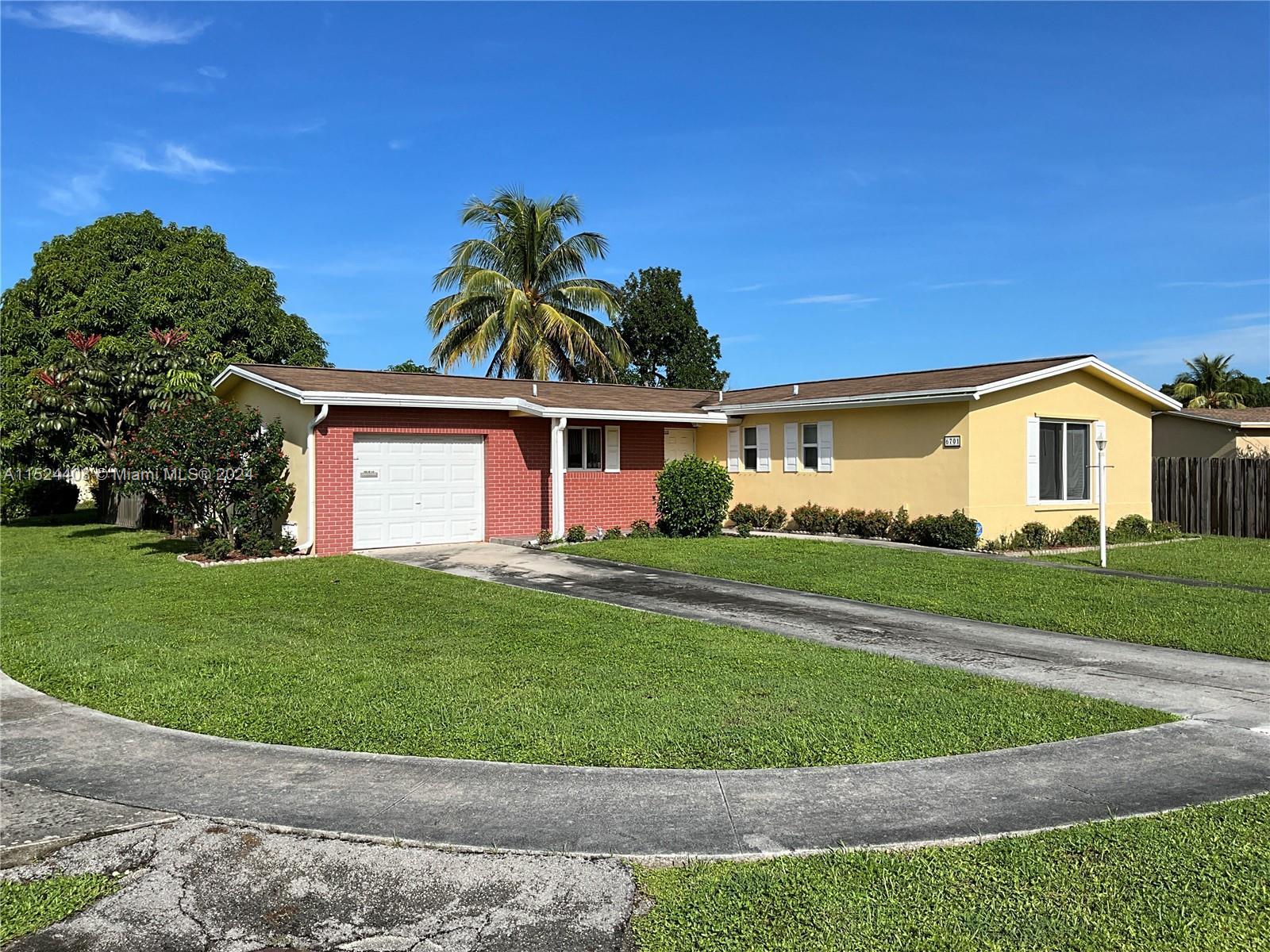 Photo of 6701 SW 9th Pl in North Lauderdale, FL