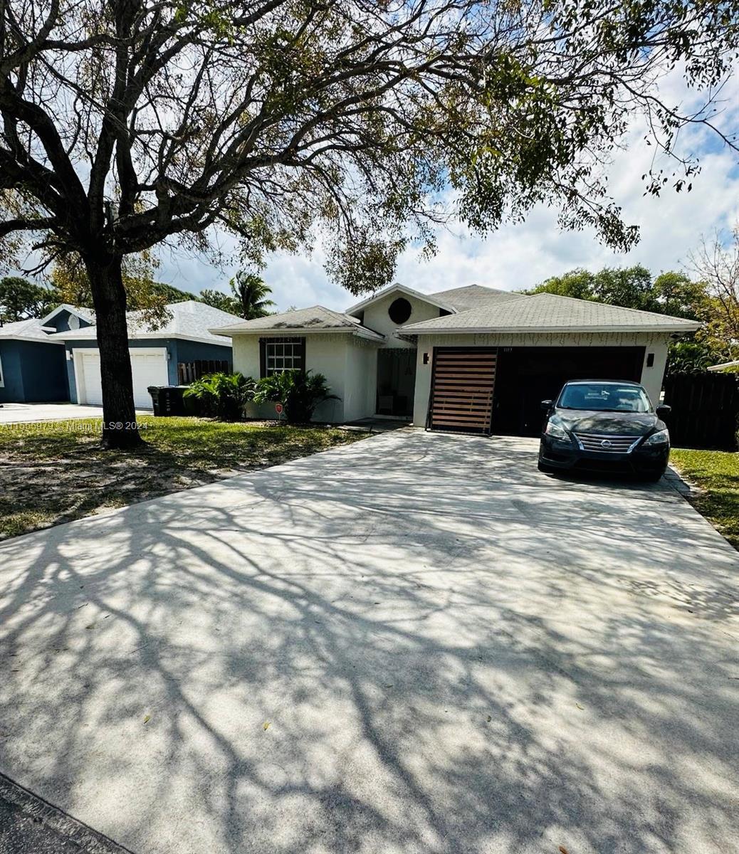 Photo of 1113 SW 24th Ave in Fort Lauderdale, FL