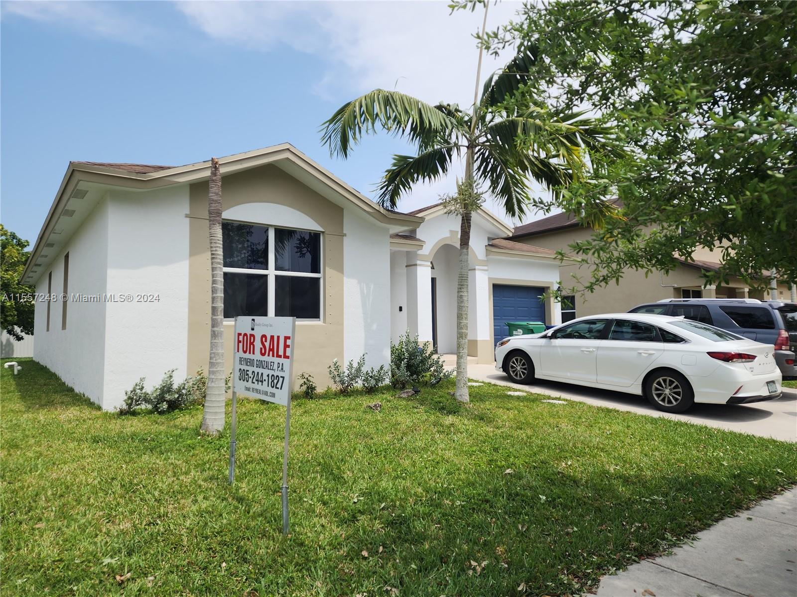Photo of 18863 SW 319th St in Homestead, FL
