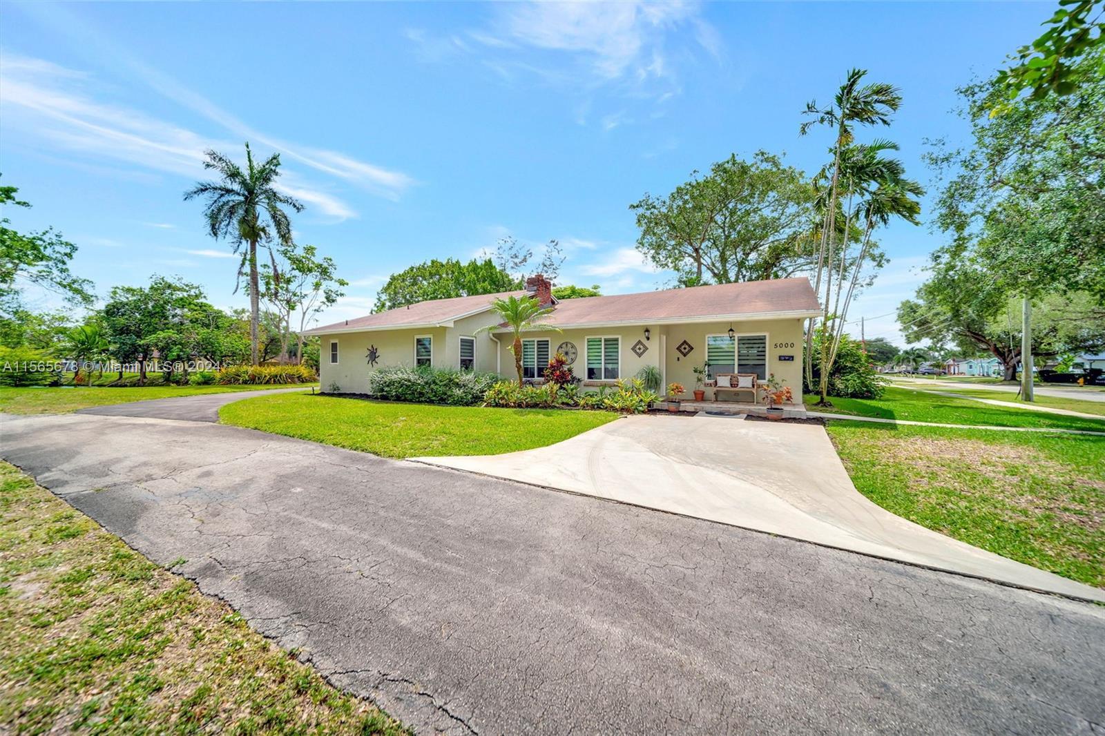 Photo of 5000 SW 88th Ter in Cooper City, FL