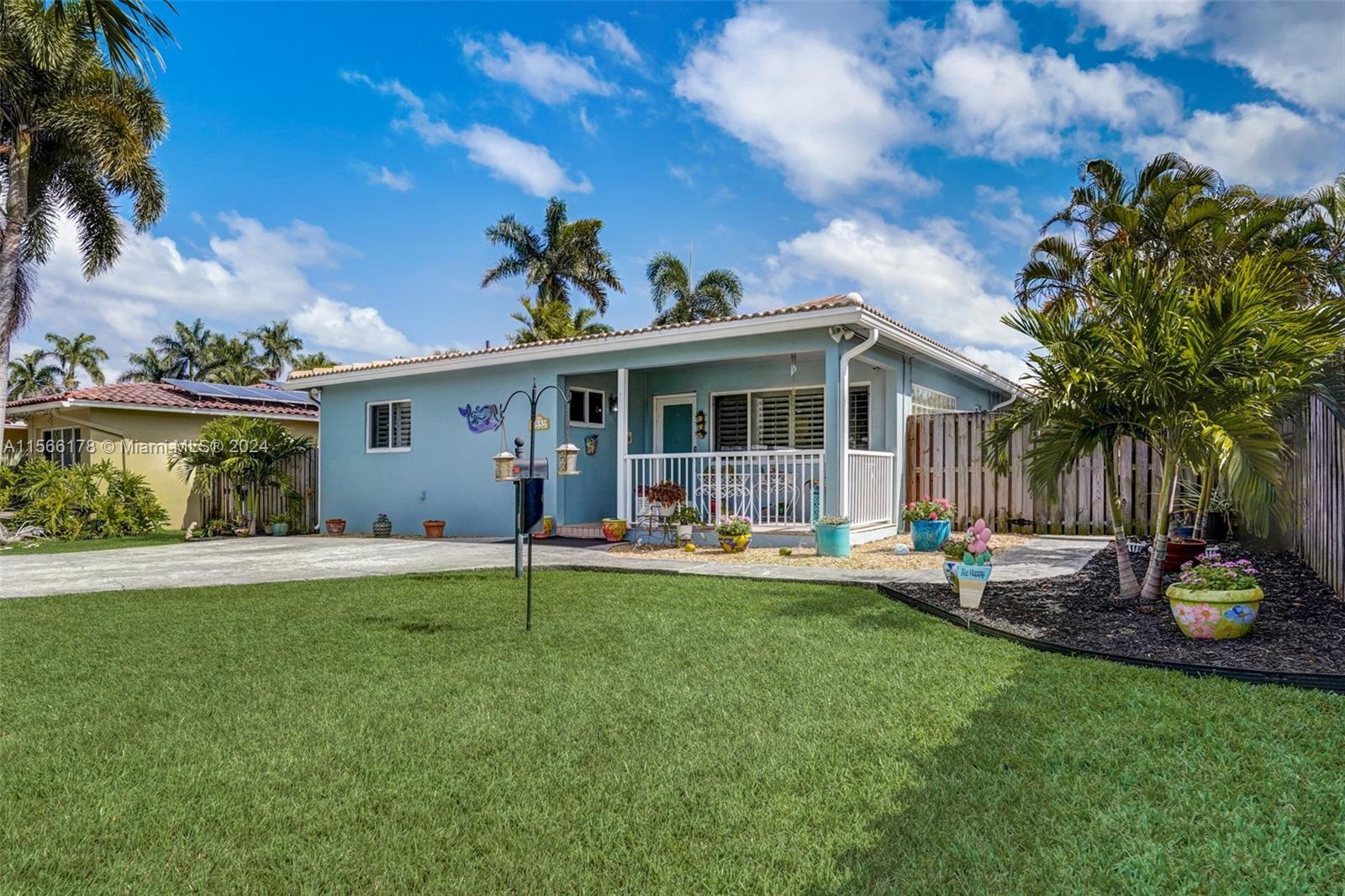 Photo of 1550 Hayes St in Hollywood, FL
