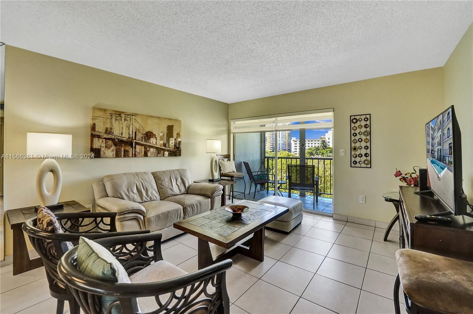 Photo of 201 178th Dr #403 in Sunny Isles Beach, FL