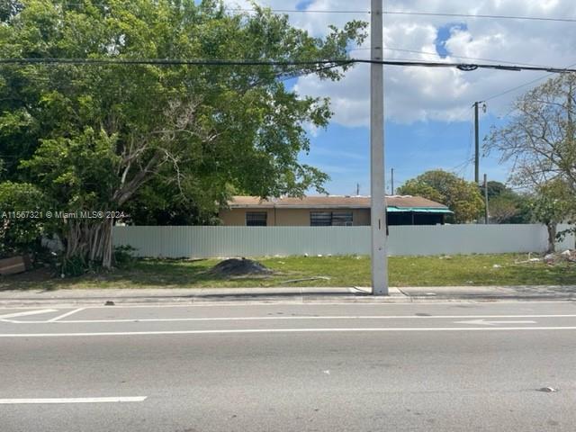 Photo of 2155 NW 152nd St in Miami Gardens, FL