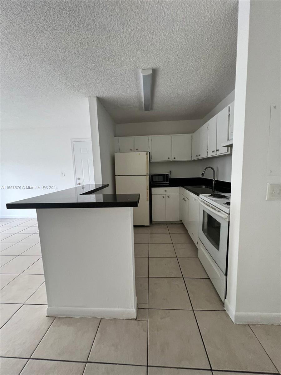 Photo of 7025 NW 179th St #104 in Hialeah, FL