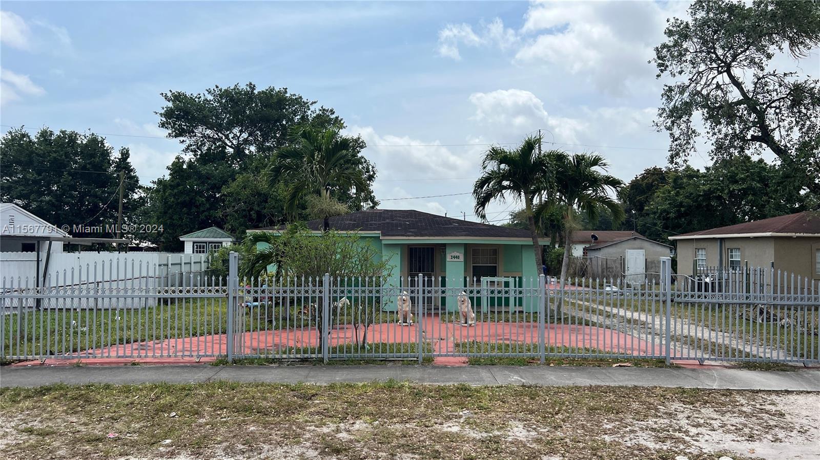Photo of 2440 NW 154th St in Miami Gardens, FL