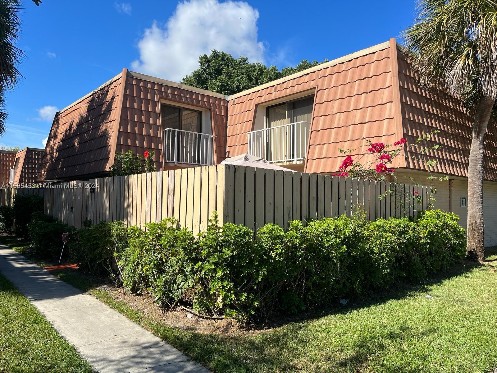 Photo of 529 Green Springs Pl #529 in West Palm Beach, FL