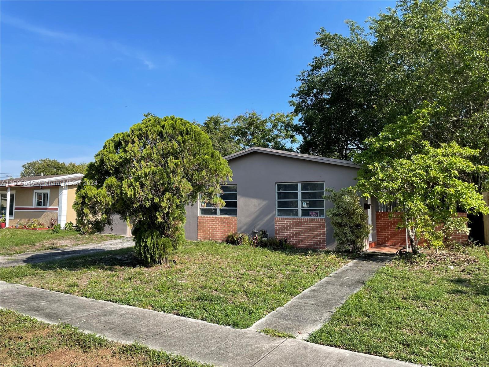 Photo of 6281 NW 13th St in Sunrise, FL