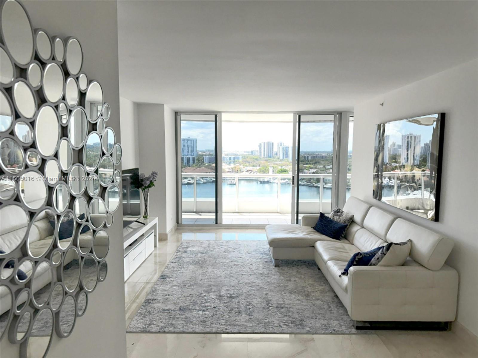Gorgeous 2 bedroom 2 bath luxury condo with unobstructed panoramic views of the WATER, Marina and Ci