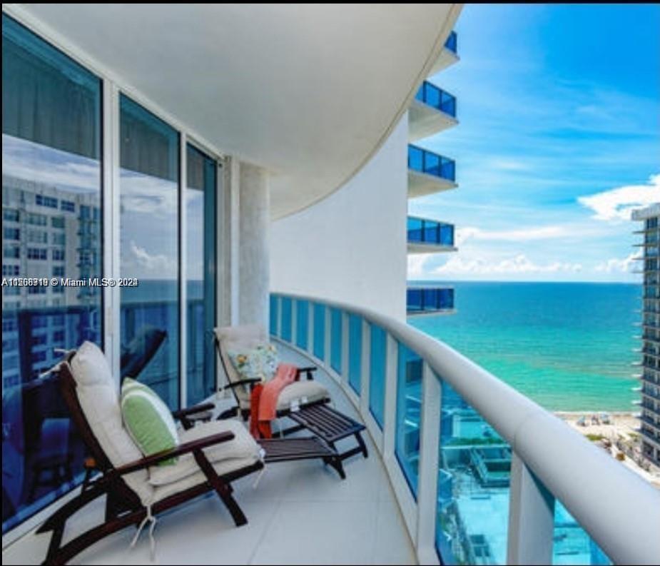 Photo of 2711 S Ocean Dr #1206 in Hollywood, FL