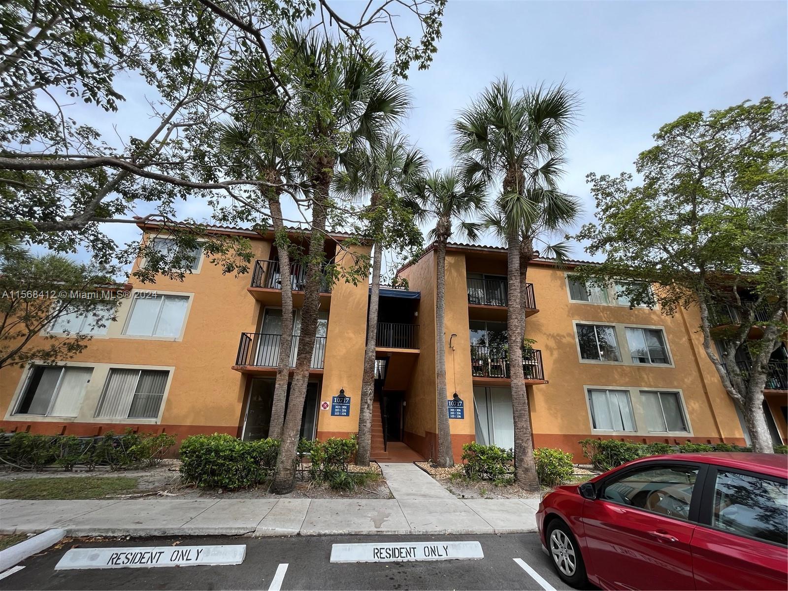 Photo of 10717 Cleary Blvd #306 in Plantation, FL