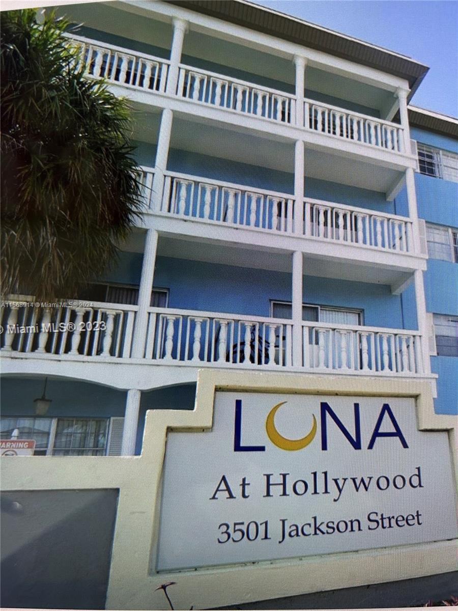 Photo of 3501 S Jackson St #412 in Hollywood, FL