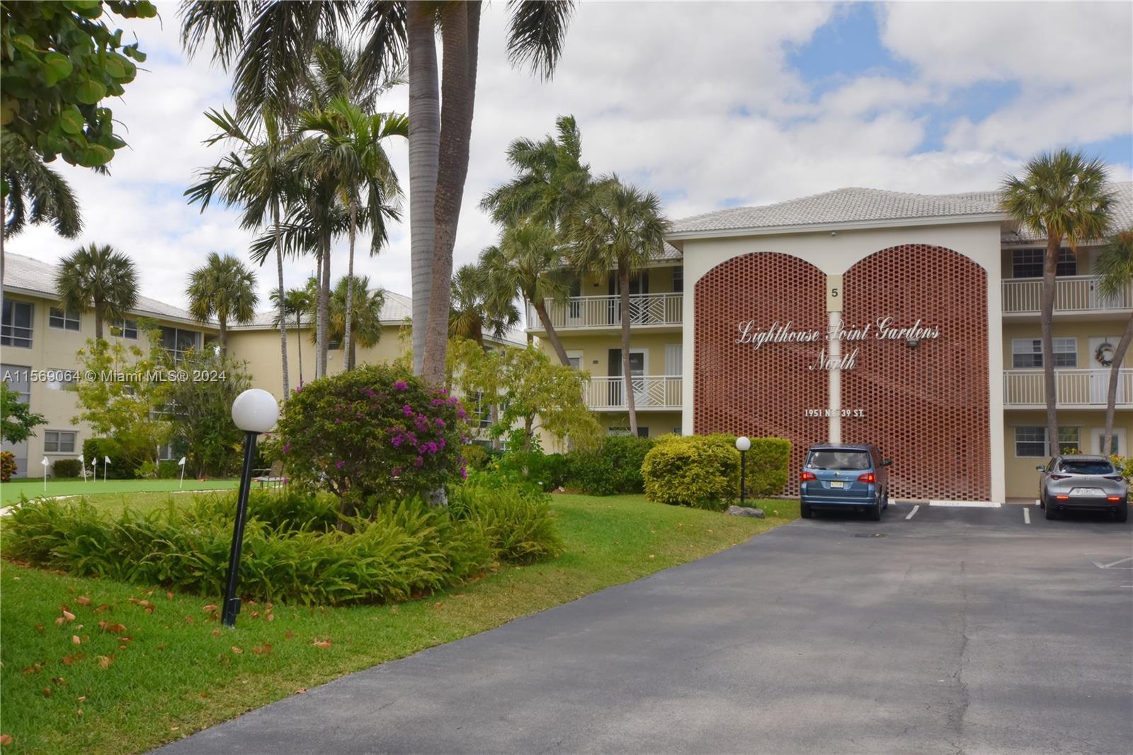 Photo of 1951 NE 39th St #260 in Lighthouse Point, FL