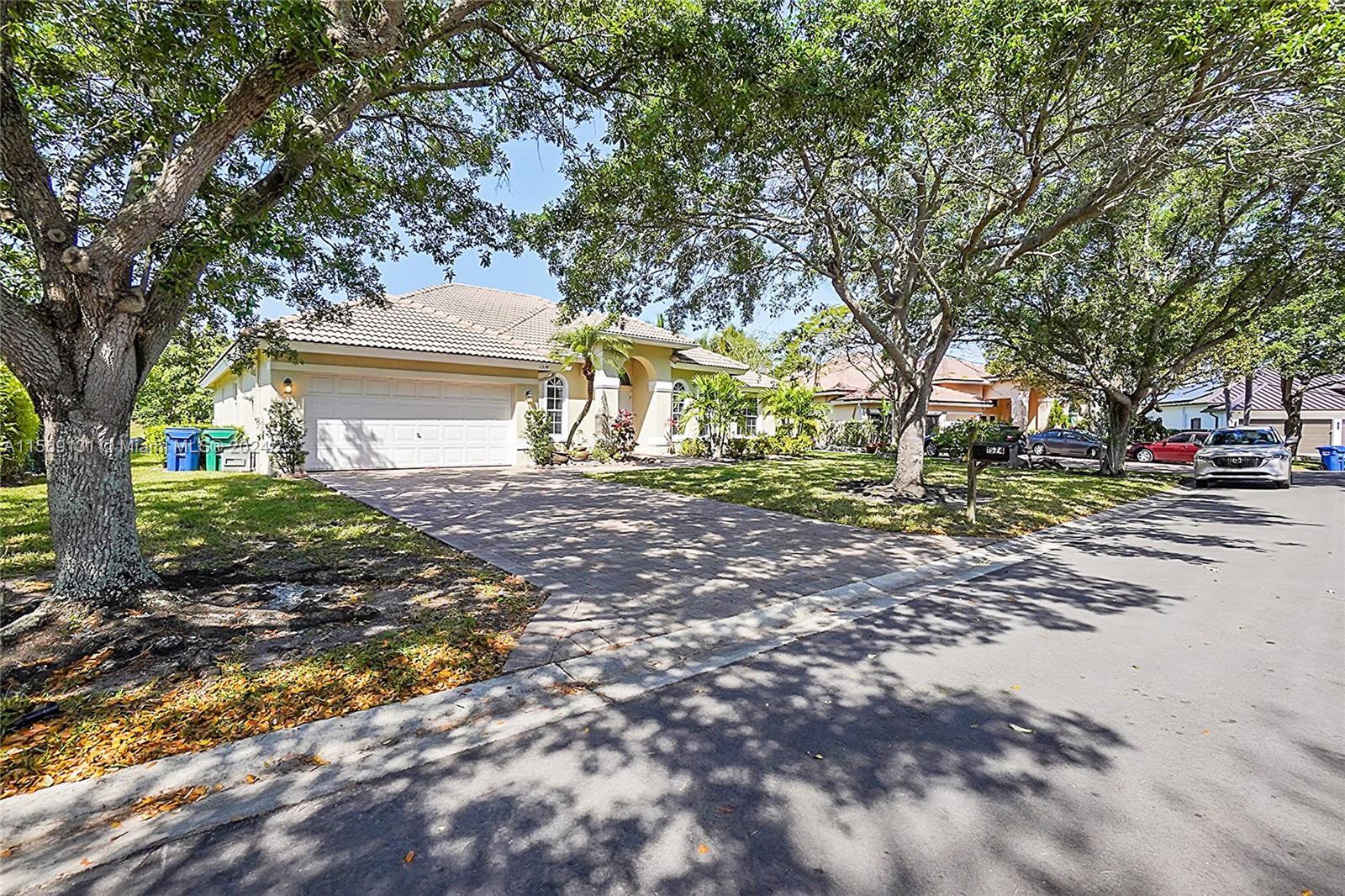 Photo of 1574 NW 103 Ter in Coral Springs, FL