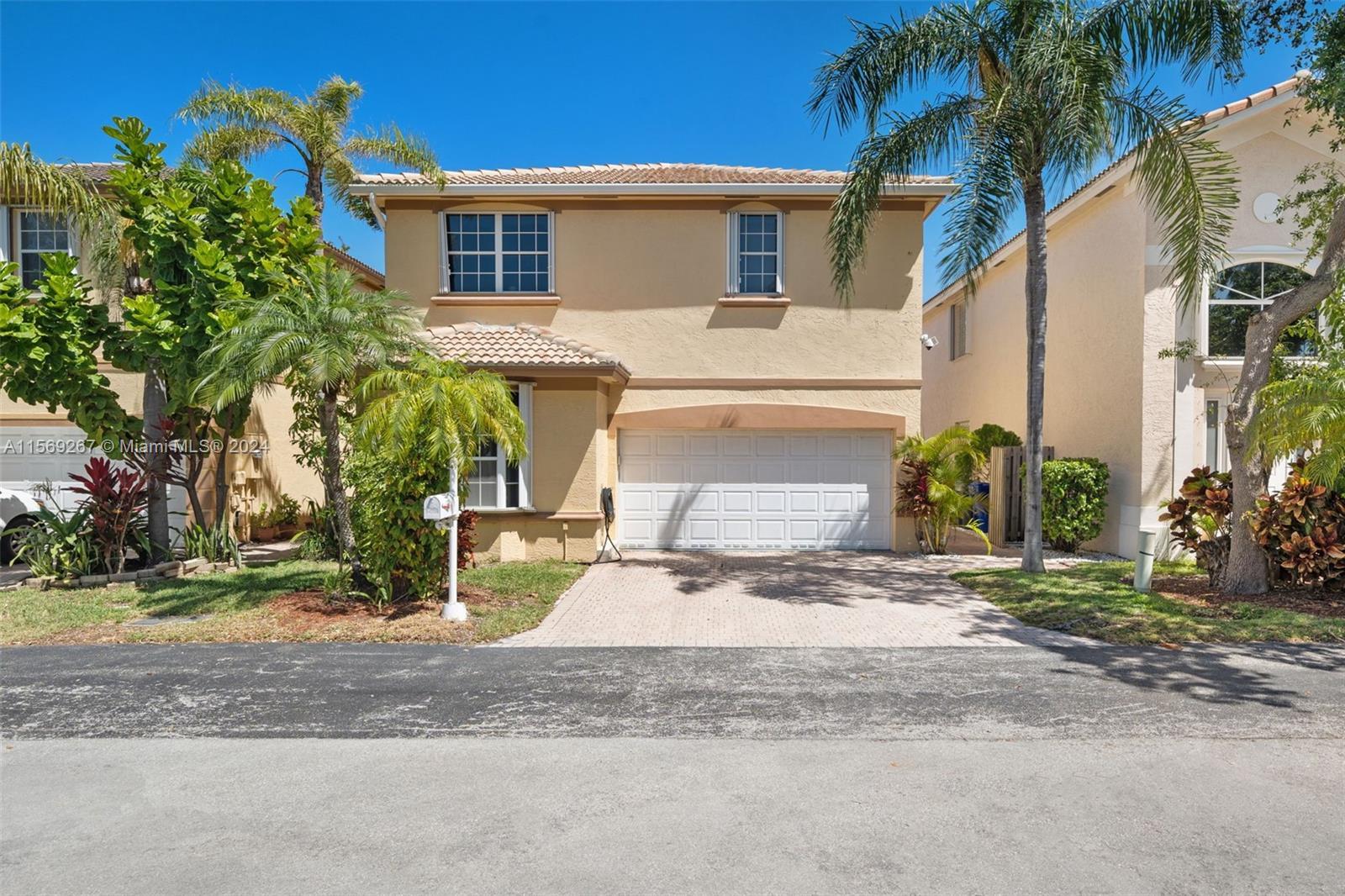 Photo of 1251 Johnson Ct in Hollywood, FL