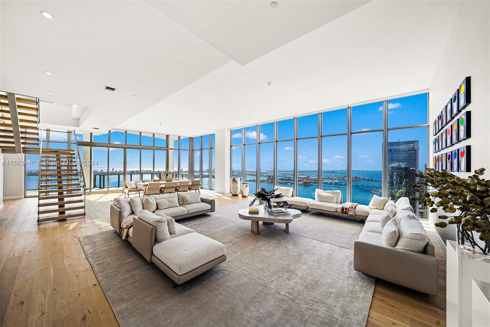 This 11,884sf Penthouse possesses qualities that set it apart from any penthouse in Miami. Boasting 