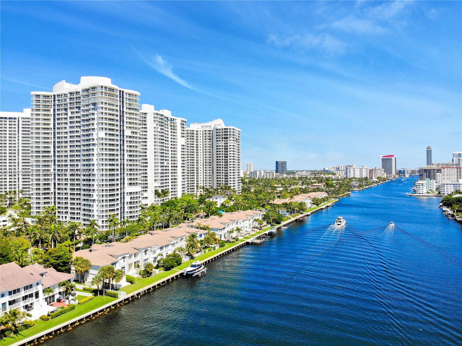 Experience breathtaking ocean & Intracoastal views offering the epitome of luxurious living. Boastin