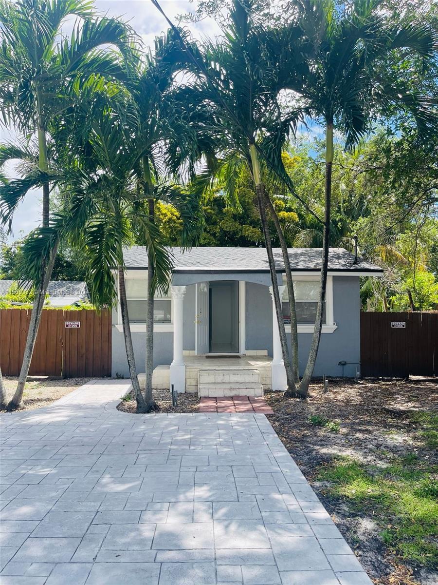 Photo of 9545 NW 5th Ave in Miami, FL