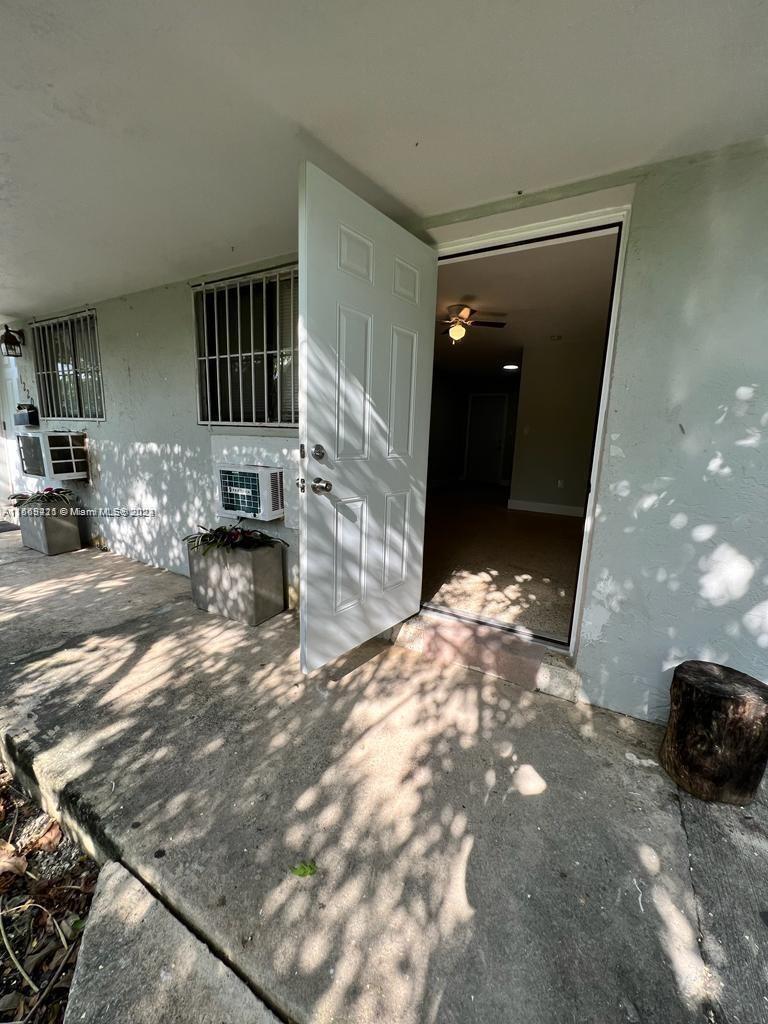 Photo of 1220 NW 12th St #2 in Homestead, FL