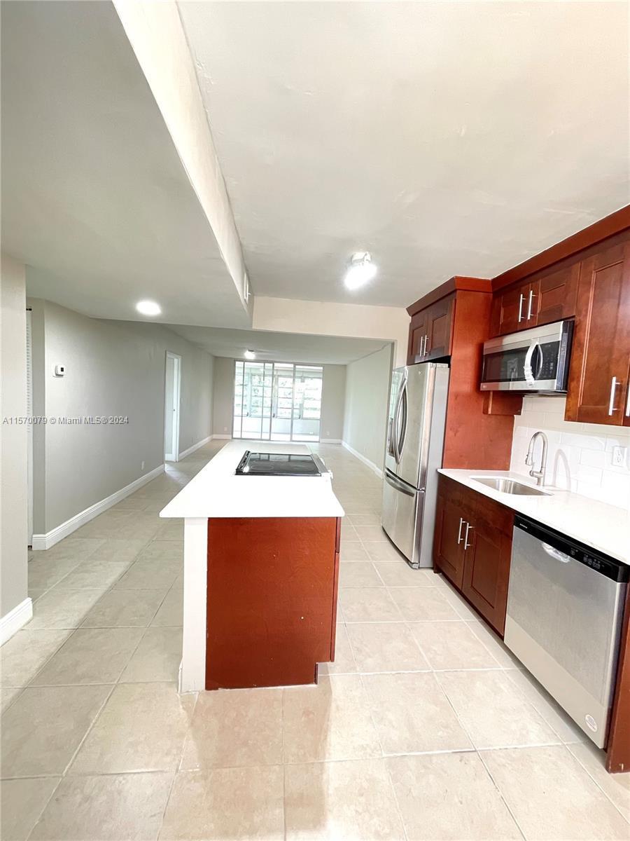 Photo of 2649 NW 48th Ter #432 in Lauderdale Lakes, FL