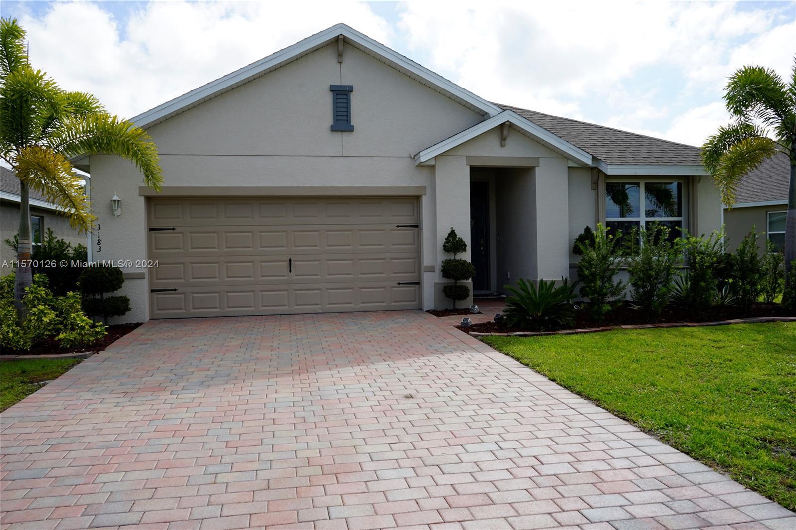 Photo of 3183 Cozumel Ct in Cape Coral, FL
