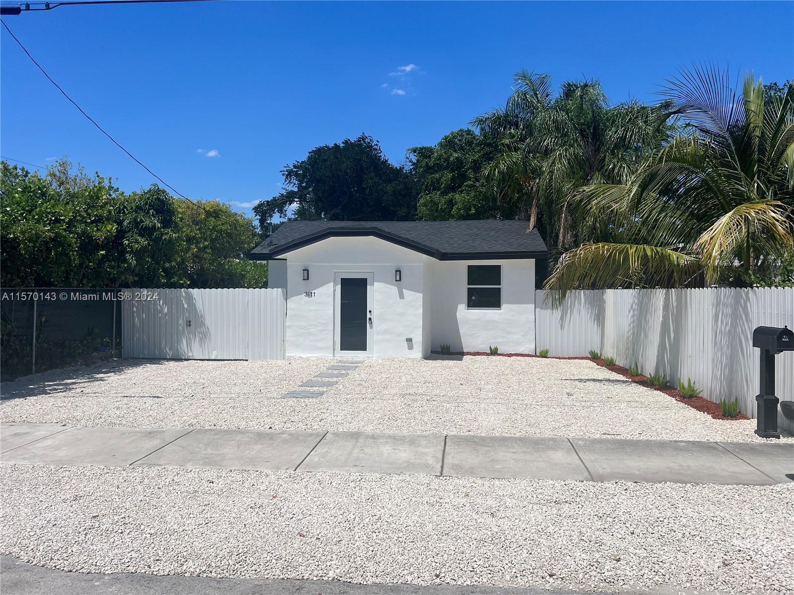 Photo of 3177 NW 42nd St in Miami, FL