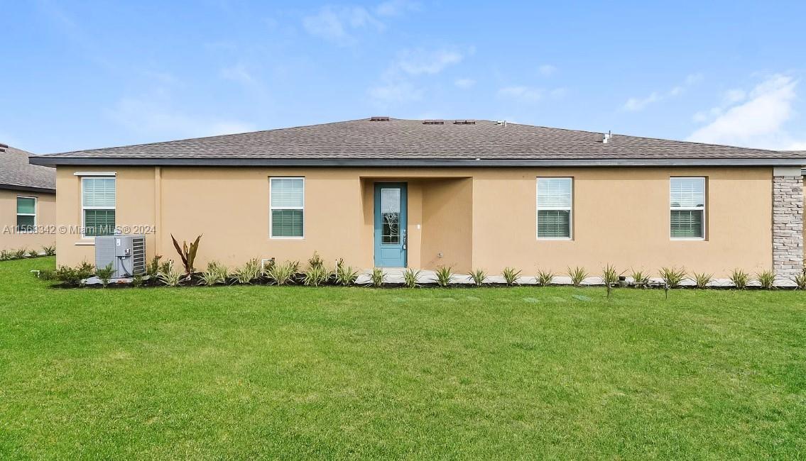 Photo of 5208 Jovial Ct in Fort Pierce, FL