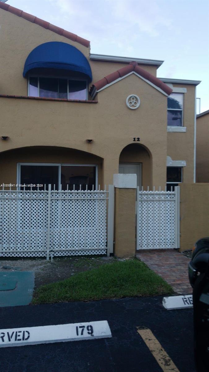 Photo of 475 NW 85th Ct in Miami, FL