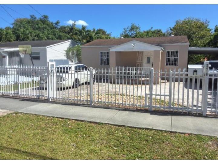 Photo of 2436 NW 32nd St in Miami, FL