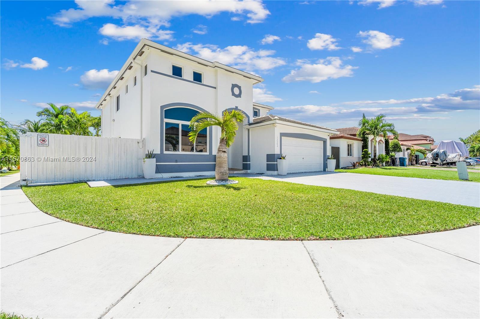 Photo of 13302 SW 283rd St in Homestead, FL