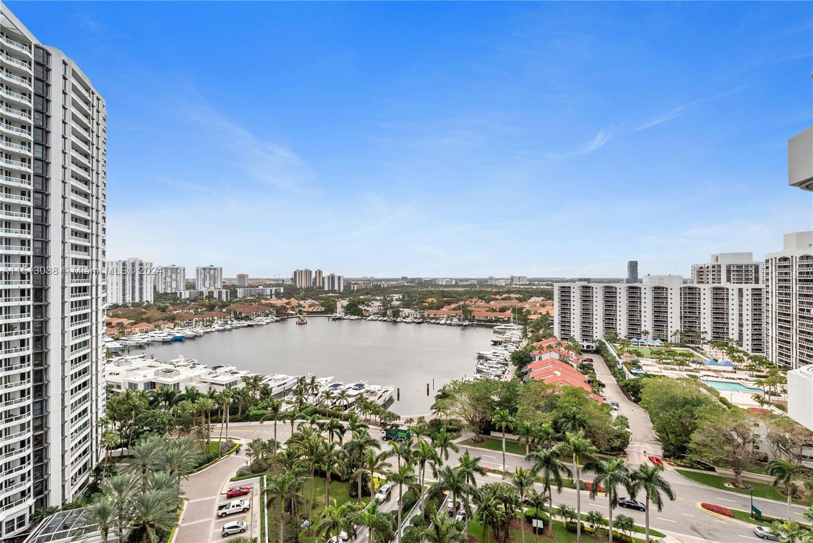 North Tower at The Point / Aventura / 3 Beds / 2 Baths / 1,870 sq. ft. of living area / Split Floor 