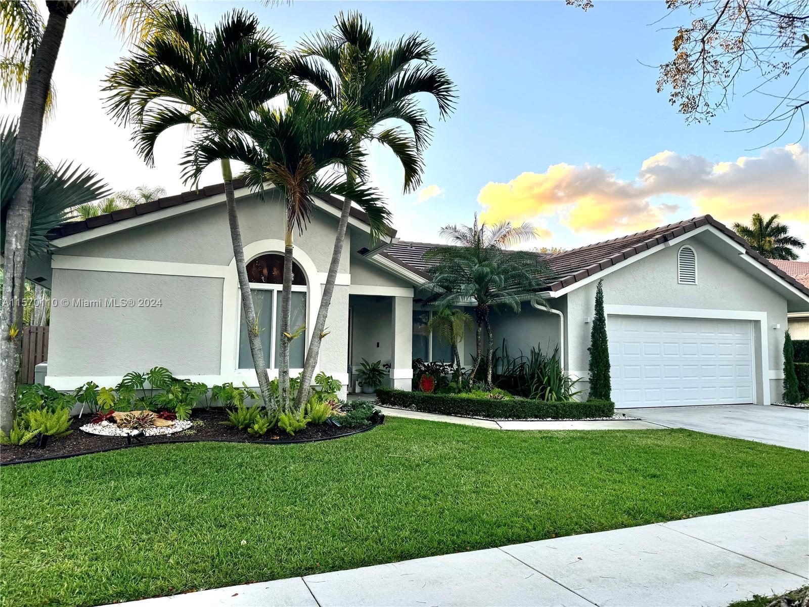 Photo of 1945 Lakeshore Dr #0 in Weston, FL