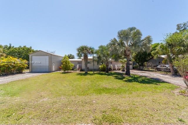Photo of 1014 E Anchor Ln in Moore Haven, FL