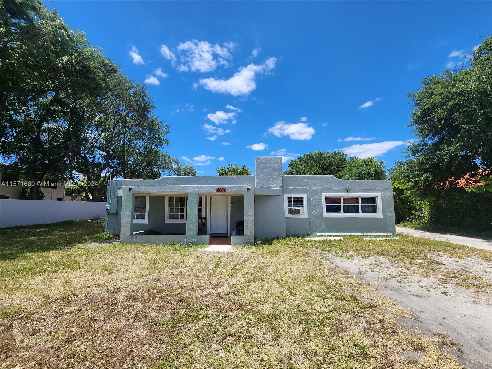 Photo of 18104 NW 19th Ave in Miami Gardens, FL
