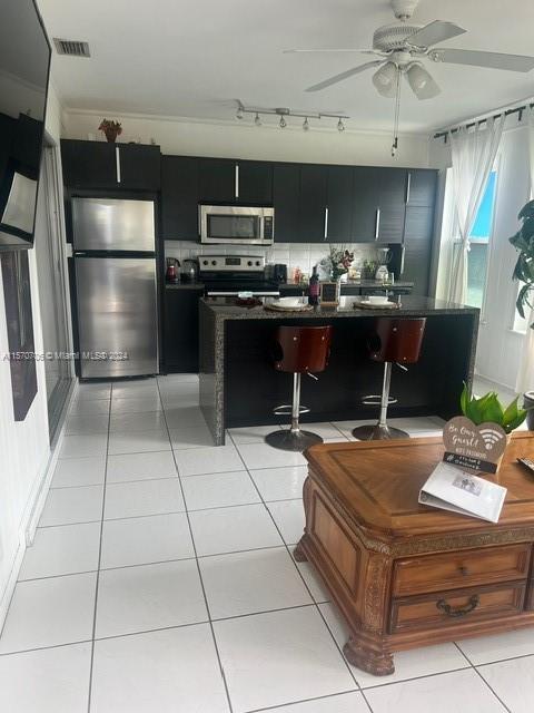 Photo of 1745 NE 52nd St #2 in Fort Lauderdale, FL