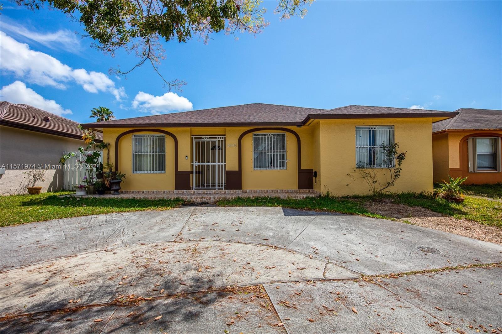 Photo of 28305 SW 136th Ave in Homestead, FL