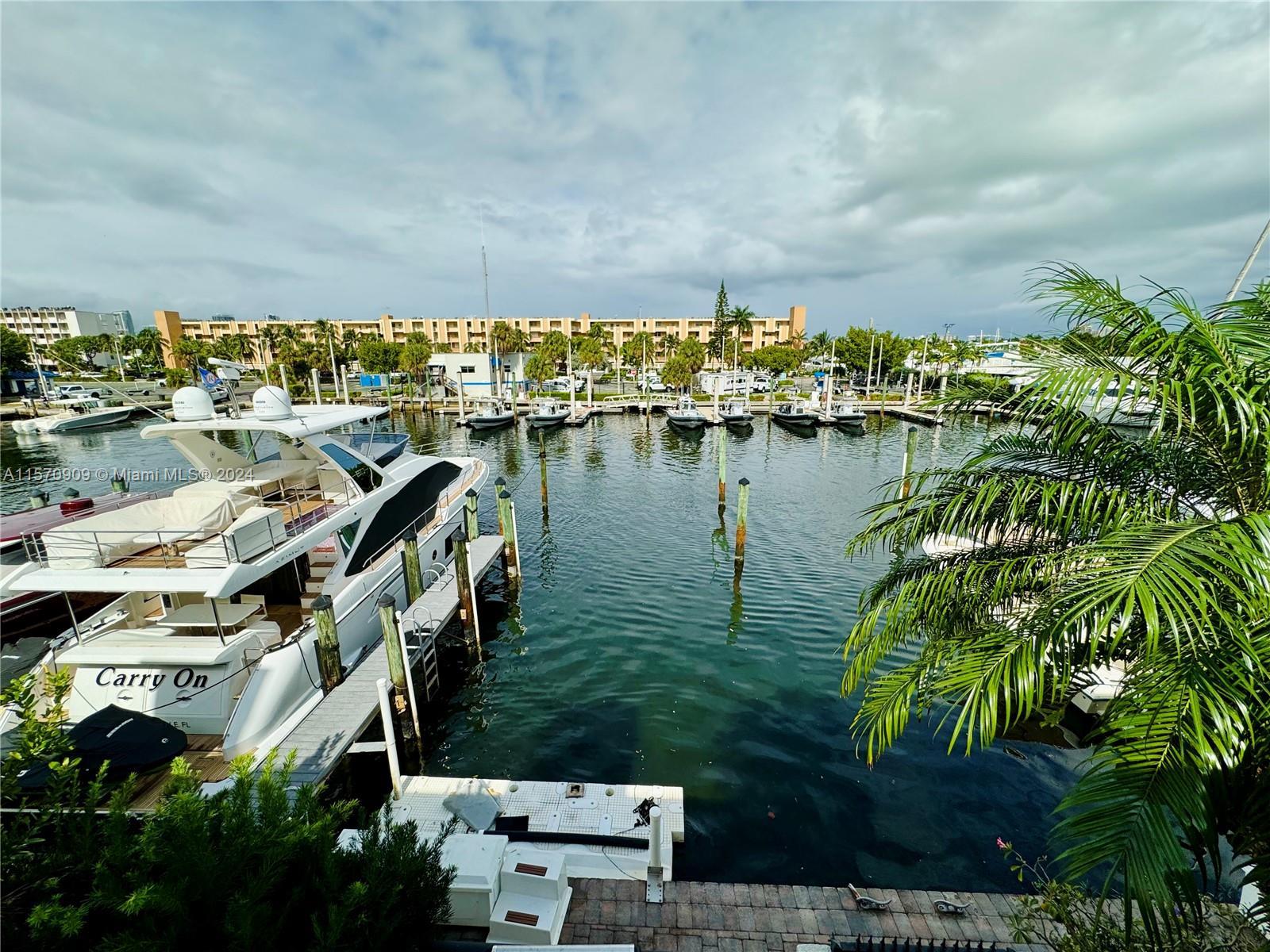 Photo of 36 Portside Dr #36D in Fort Lauderdale, FL
