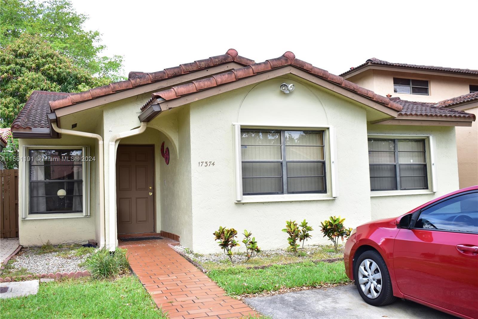 Photo of 17374 NW 66th Pl in Hialeah, FL