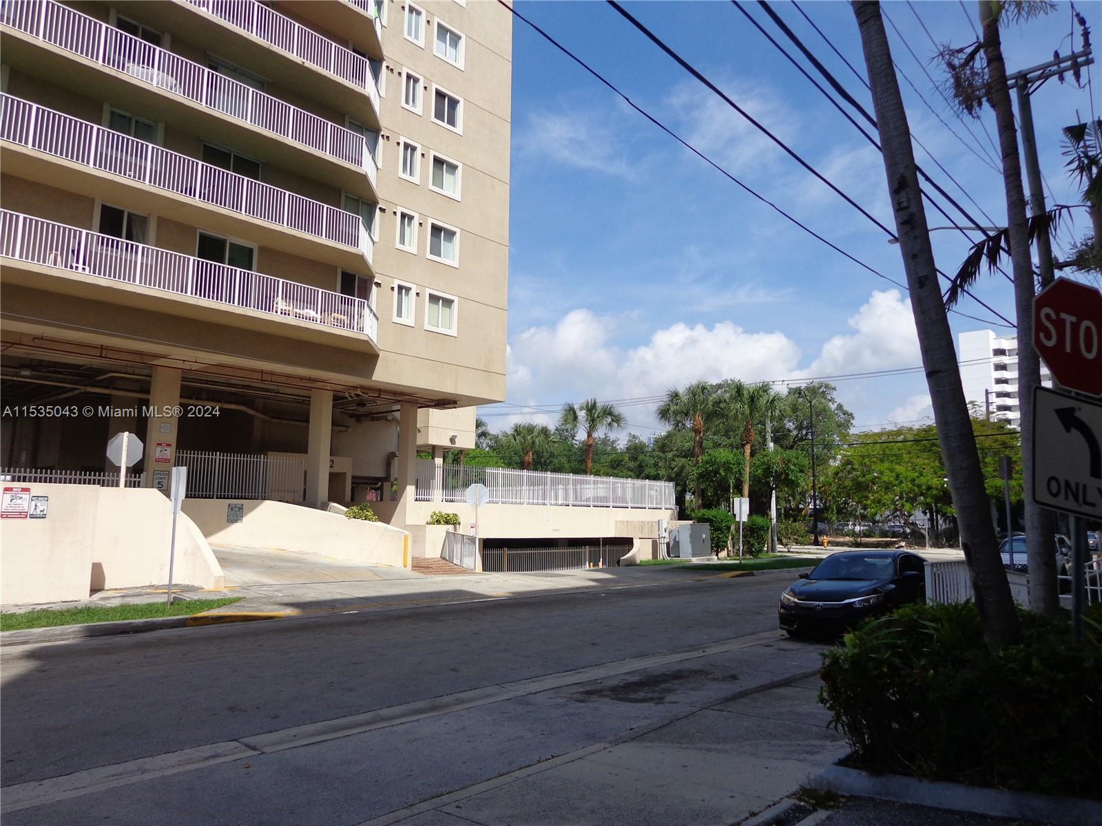 Photo of 102 SW 6th Ave #502 in Miami, FL