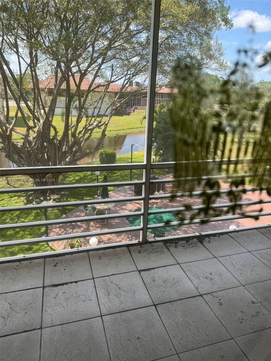 Photo of 3001 NW 46th Ave #304 in Lauderdale Lakes, FL