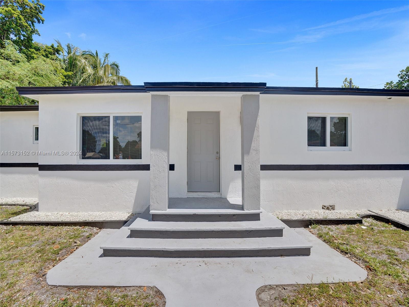 Photo of 917 N 24th Ave in Hollywood, FL