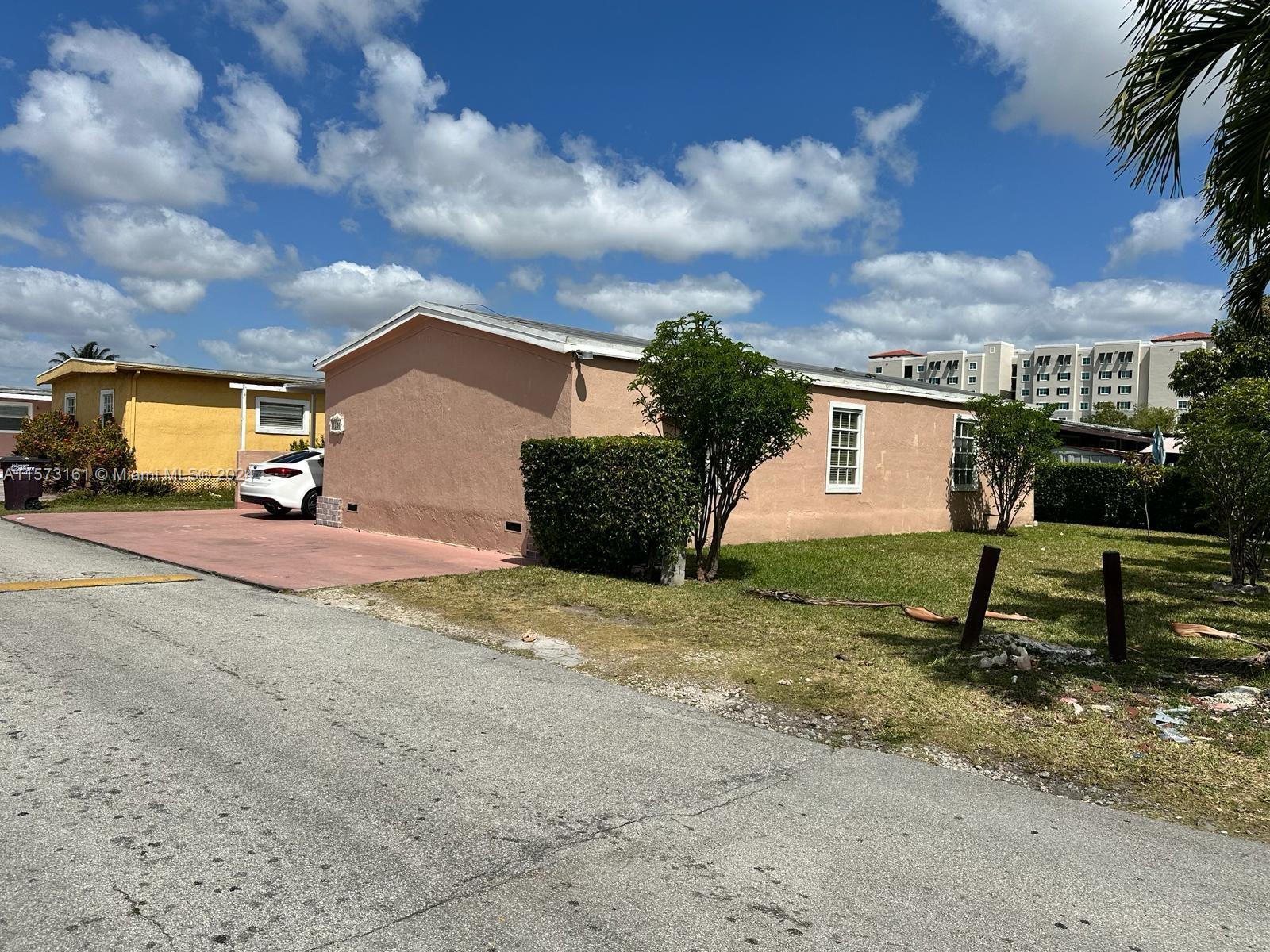 Photo of 11201 NW 3 St in Miami, FL