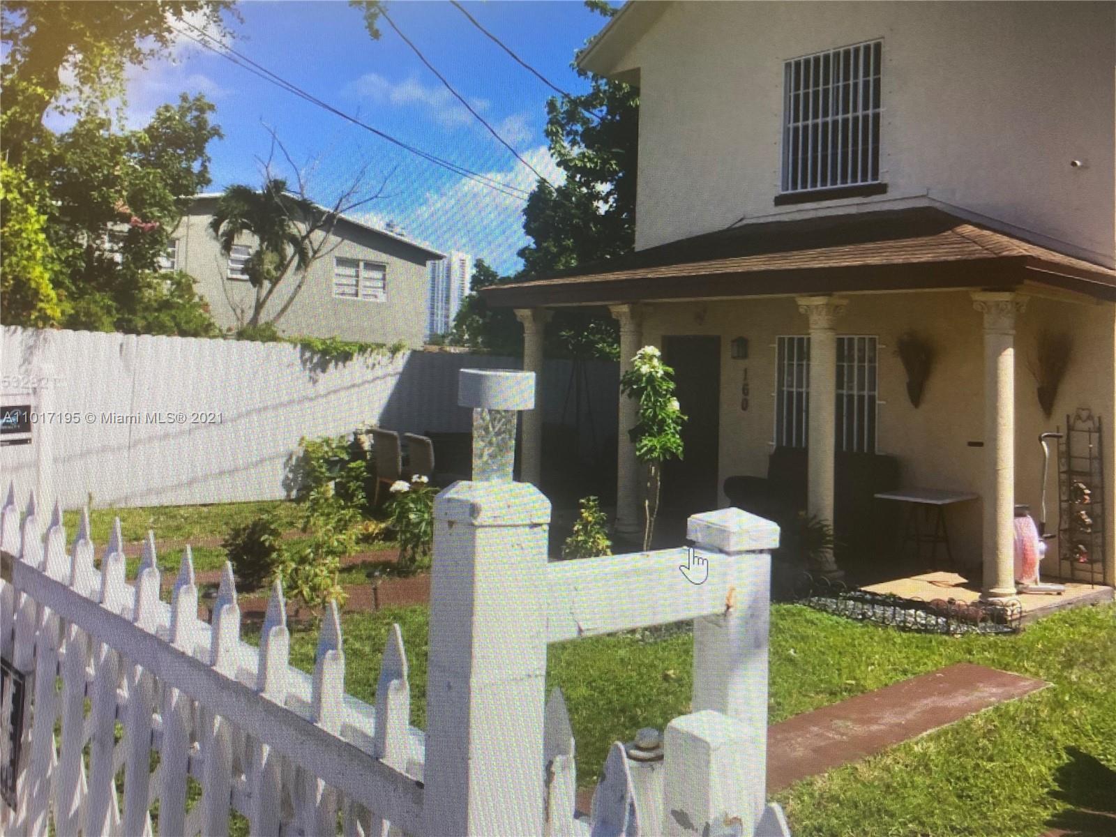Photo of 160 NW 27th St in Miami, FL